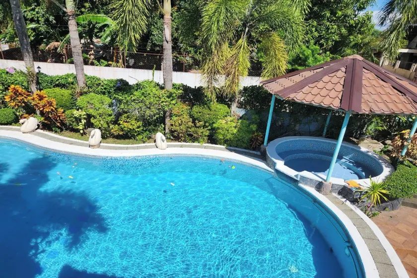 Villa Celine Bay Laguna - Image 1