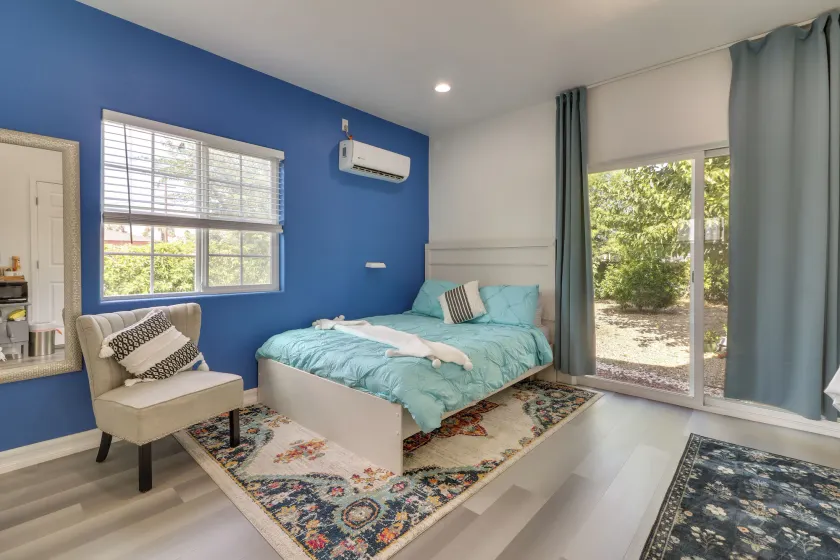 Sunny Hemet Escape w/ Covered Porch & Fire Pit - Image 1