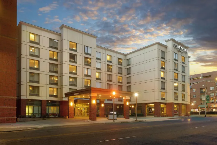 Courtyard by Marriott Birmingham Downtown at UAB - Image 1