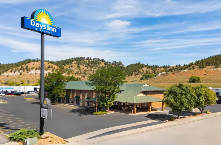 Days Inn by Wyndham Spearfish - Image 1