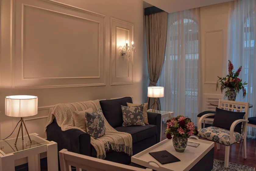 Parc Royal Suites Hotel - Image 1