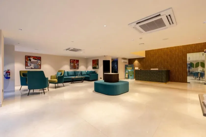 Saltstayz Premier Faridabad Near Sarita Vihar - Hall