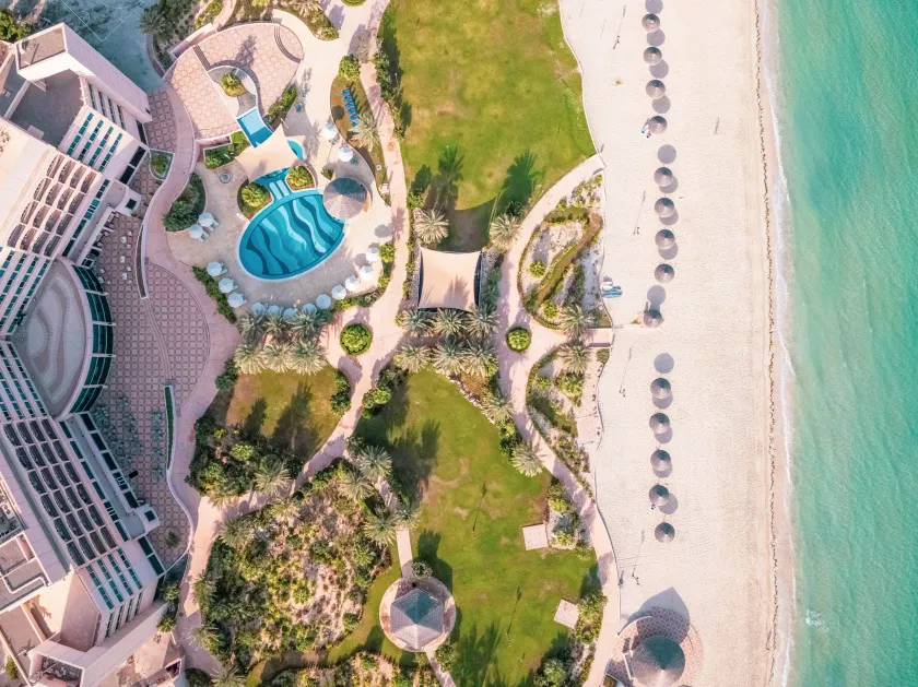 Danat Jebel Dhanna Resort - Image 1
