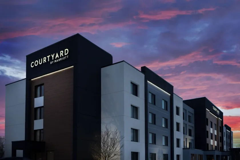 Courtyard by Marriott Buffalo Amherst/University - Image 1