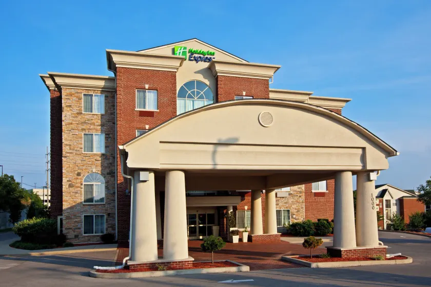Holiday Inn Express Hotel & Suites Lexington-Downtown University by IHG - Image 1