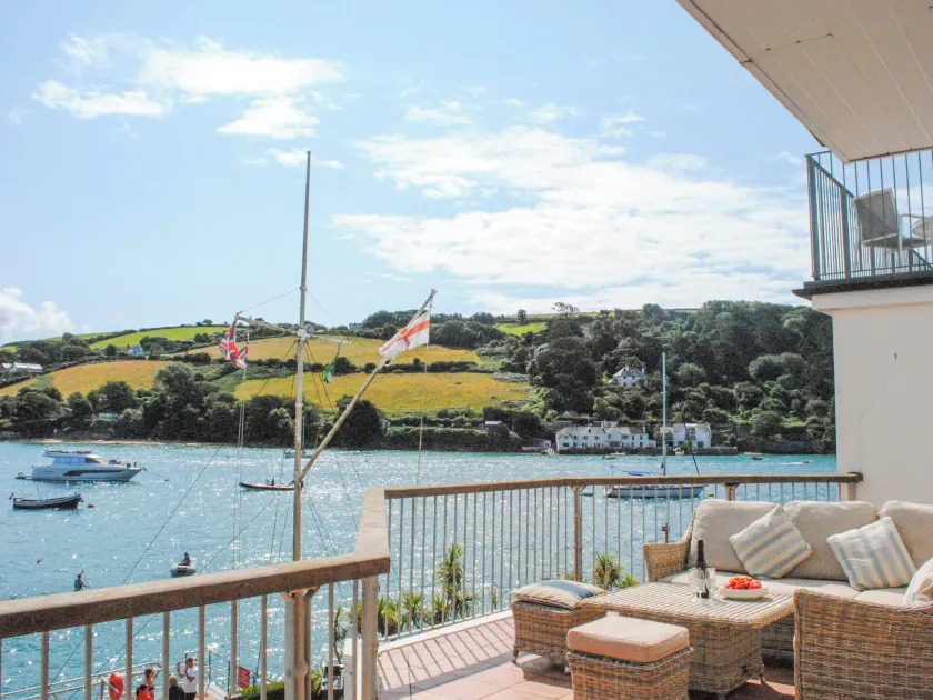 22 The Salcombe - Image 1