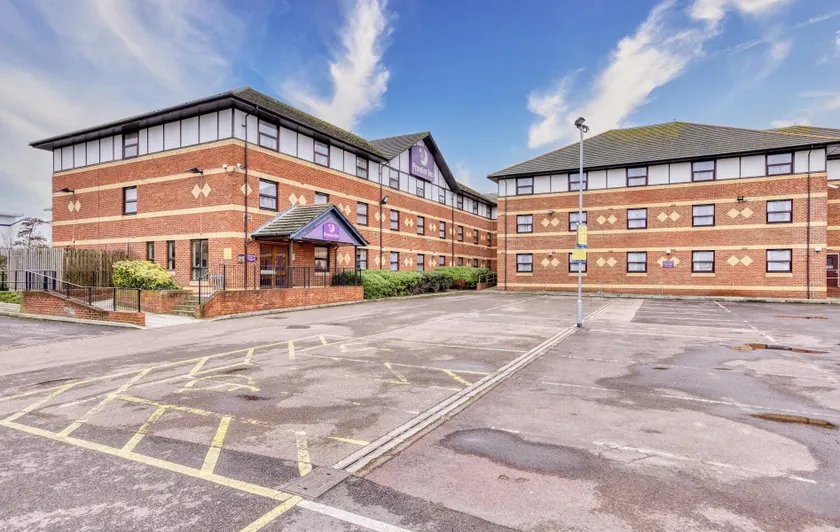 Premier Inn London Beckton - Image 1