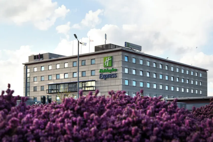 Holiday Inn Express Bradford City Centre by IHG - Image 1