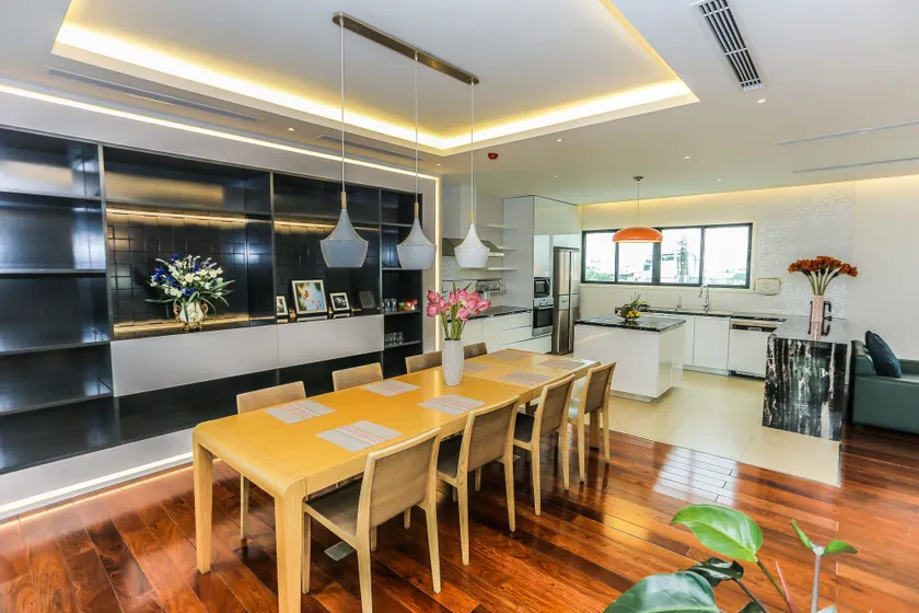 HNC Premier Hotel & Residences - Image 1