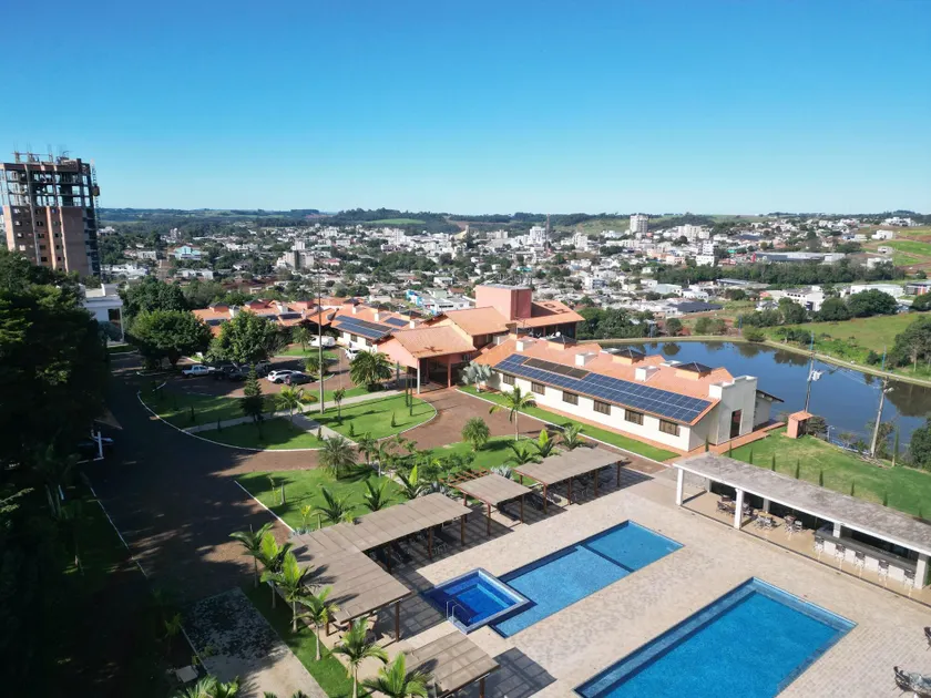 Hotel Lago Dourado - Image 1