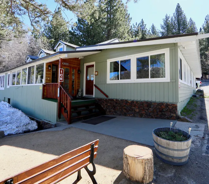 Big Rock Resort - Image 1