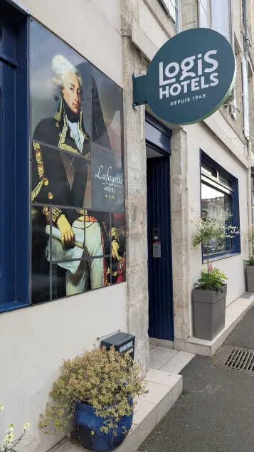 Hôtel La Fayette - Image 1