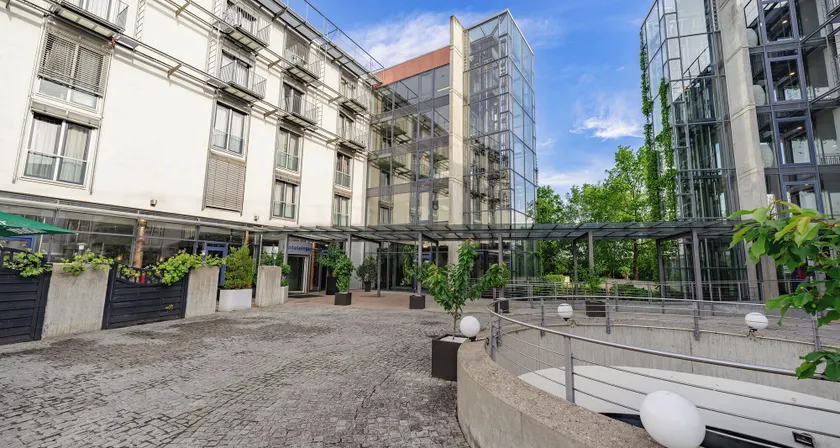 PLAZA INN Stuttgart-Ditzingen - Image 1