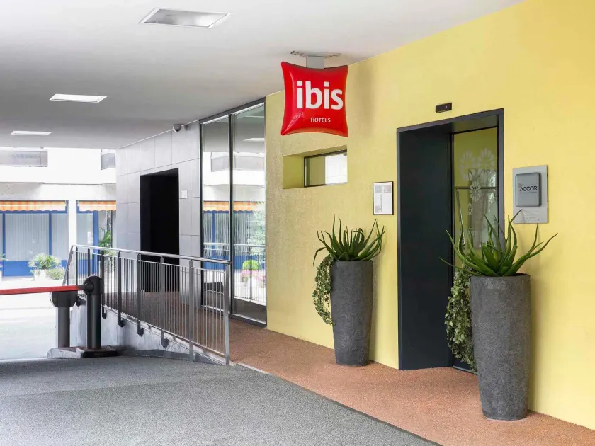 ibis Locarno - Image 1