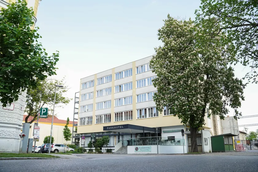 PARKHOTEL Krems - Image 1