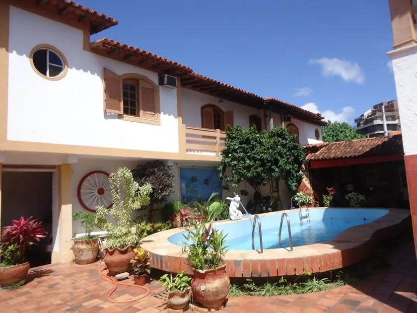 Aloha Hostel Cabo Frio - Image 1