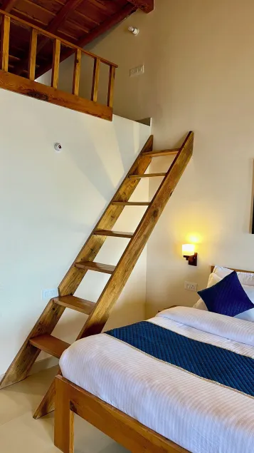 Vihangam A Luxury Stay, Mukteshwar - Room