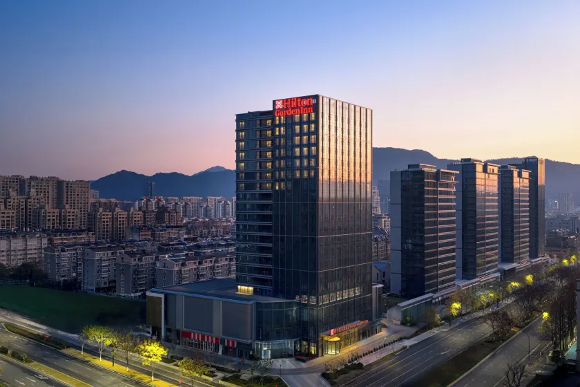 Hilton Garden Inn Hangzhou Fuyang Fuchun - Image 1