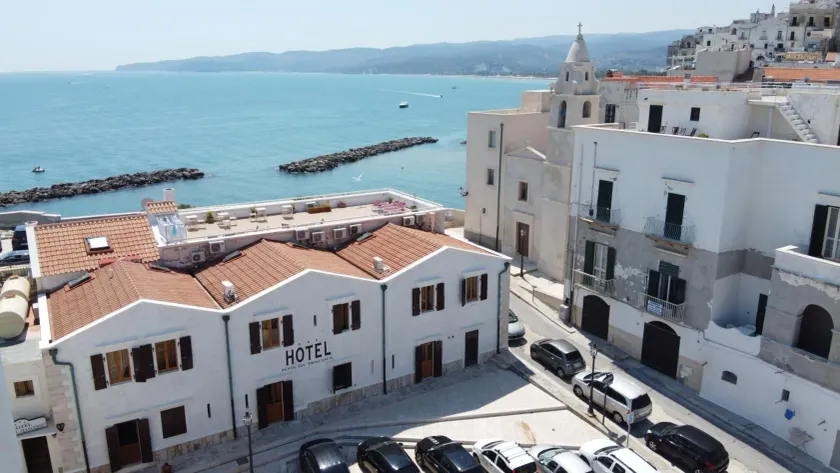 Hotel Punta San Francesco - Image 1