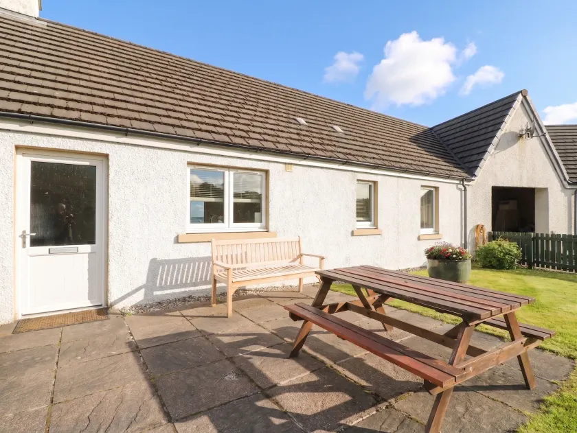 Driftwood Cottage - Image 1