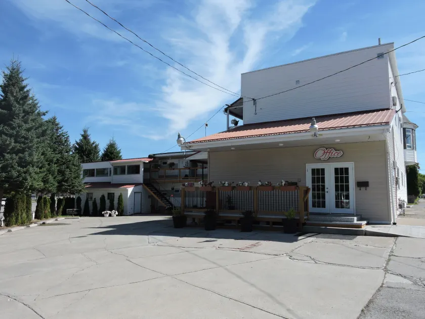 Almo Court Motel - Image 1