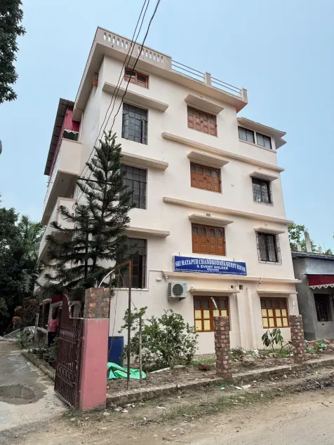 Sri Mayapur Chandrodaya Guest House and Event Holder - Image 1