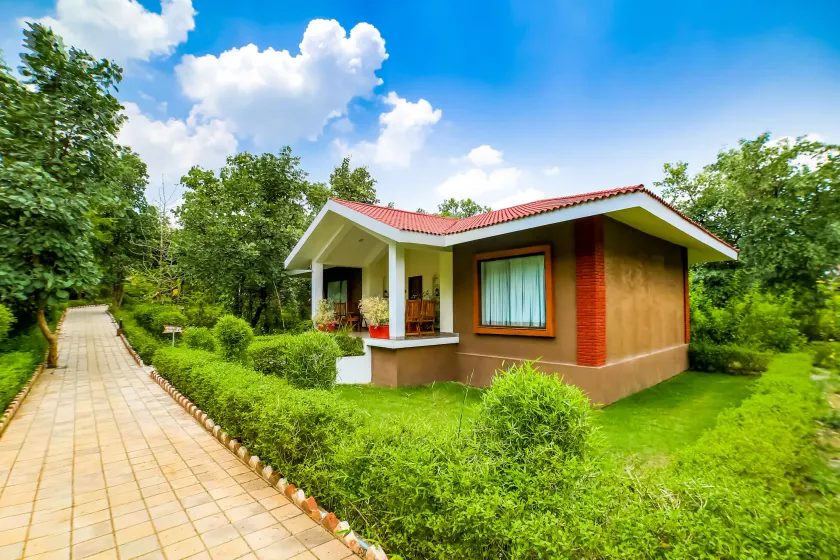 Lemon Tree Wildlife Resort, Bandhavgarh - Image 1