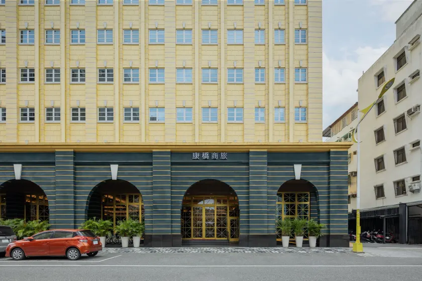 Kindness Hotel - Hualien Main Station Branch - Image 1