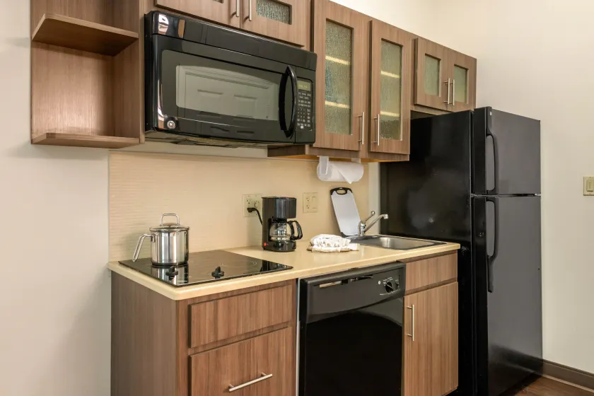 Candlewood Suites Fort Myers Sanibel Gateway by IHG - Image 1