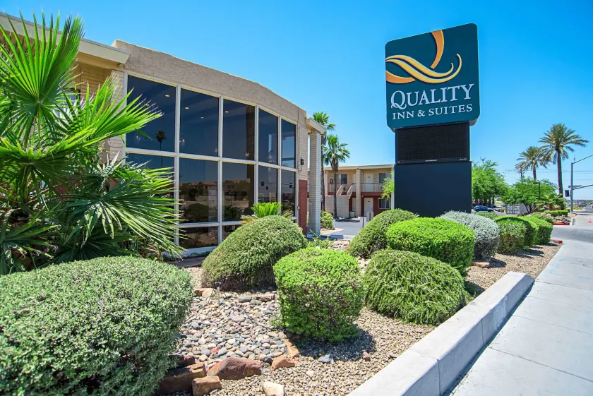 Quality Inn & Suites Phoenix NW - Sun City - Image 1