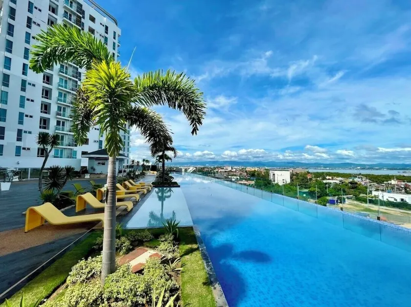 Mactan Newtown Condo with Pool access - Image 1