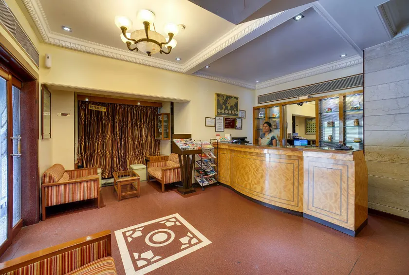 Ramee Guestline Hotel Khar - Image 1