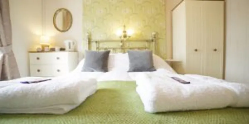 Sunrise Guest House - Image 1