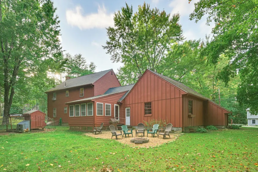10 Mi to Crane Beach: Wooded Home Near Boston! - Image 1