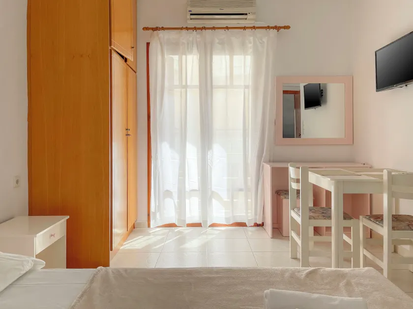 Captain Michalis Apartments - 750m from Kalamaki Beach - Rom