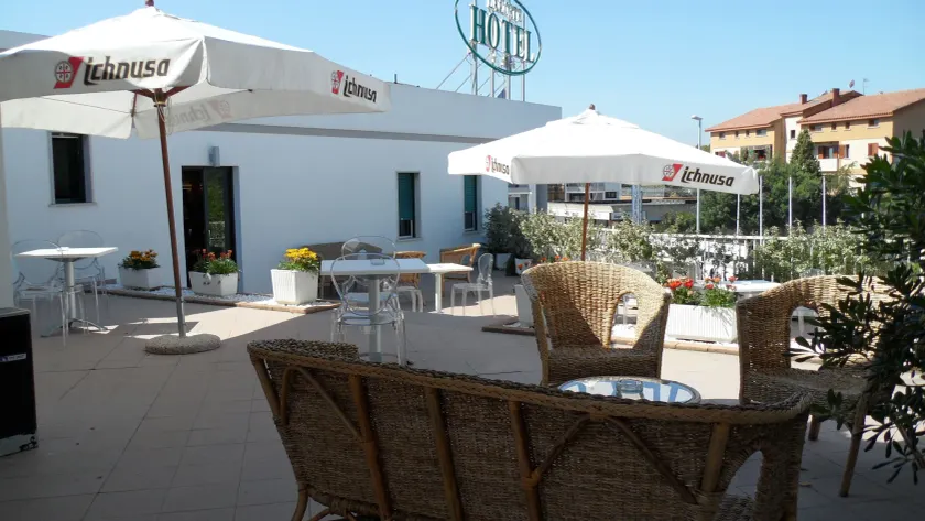 Hotel Ambrosio La Corte - Image 1