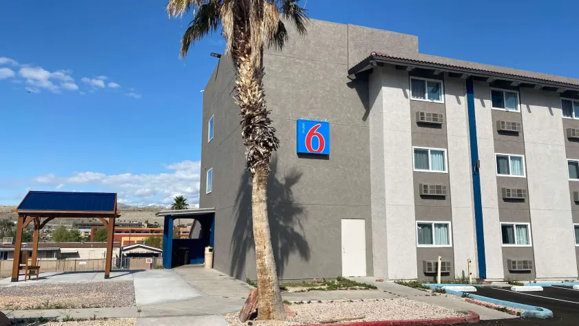 Motel 6 Bullhead City, Az - Laughlin - Image 1