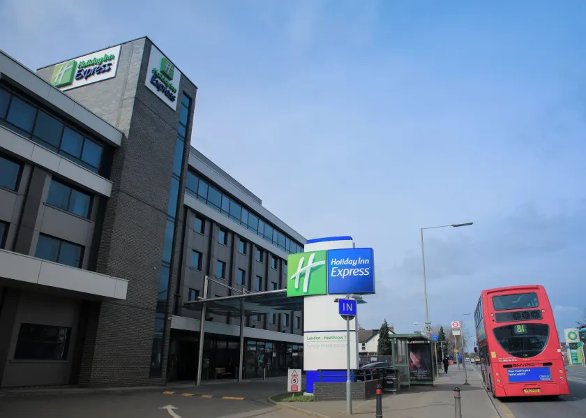 Holiday Inn Express London Heathrow T5 by IHG - Image 1