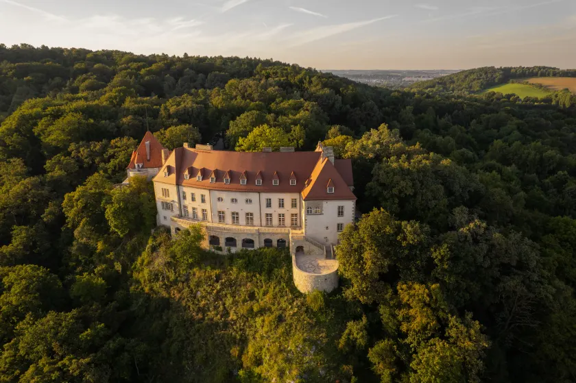 Zinar Castle - Image 1
