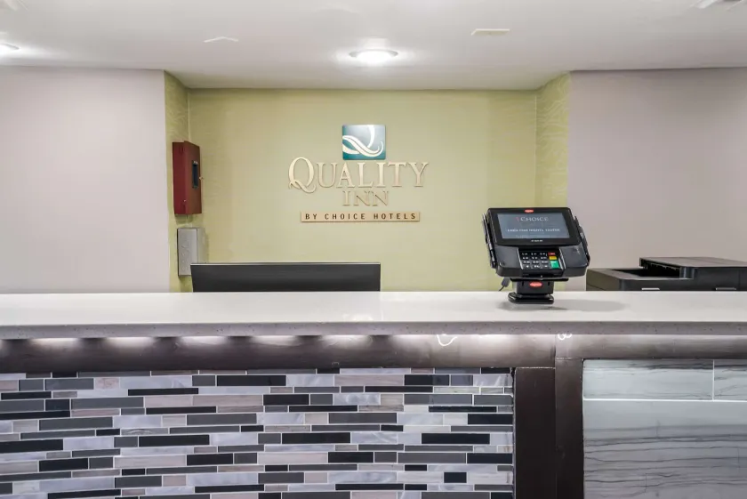 Quality Inn Greer - Greenville - Hall