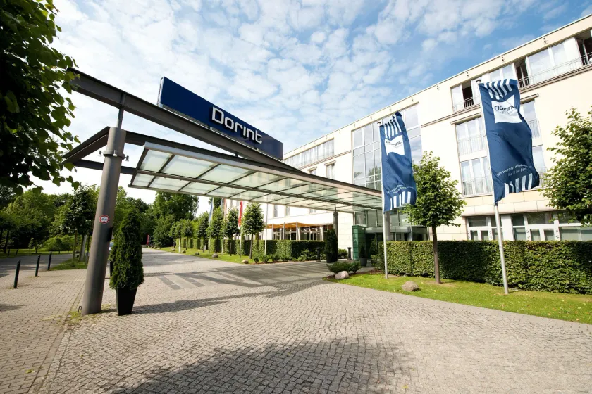 Dorint Hotel Potsdam - Image 1