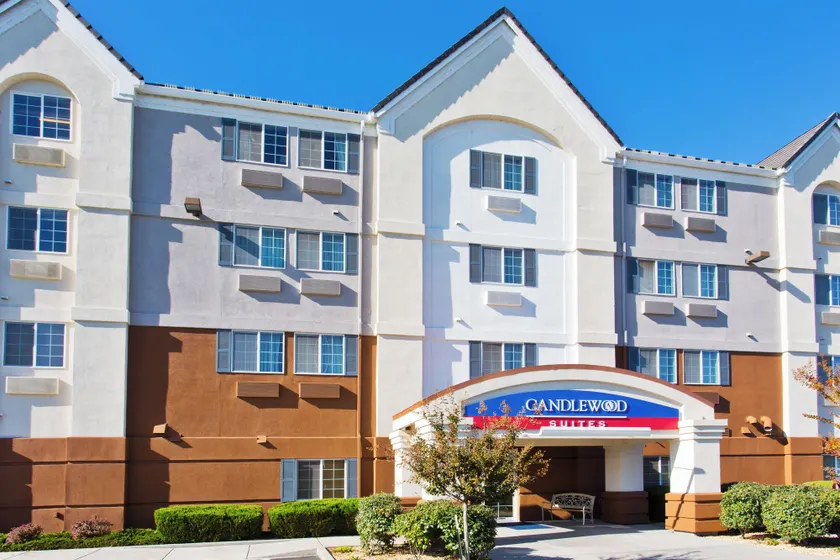 Candlewood Suites Medford by IHG - Image 1