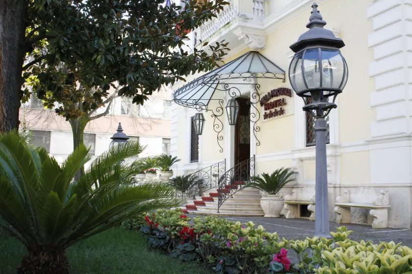 Hotel Villa Pinciana - Image 1
