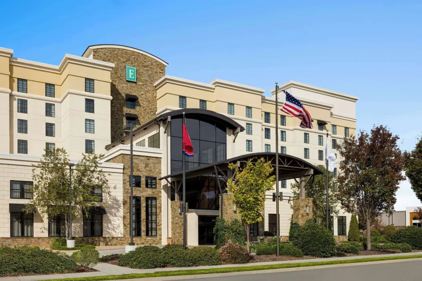 Embassy Suites Chattanooga / Hamilton Place - Image 1