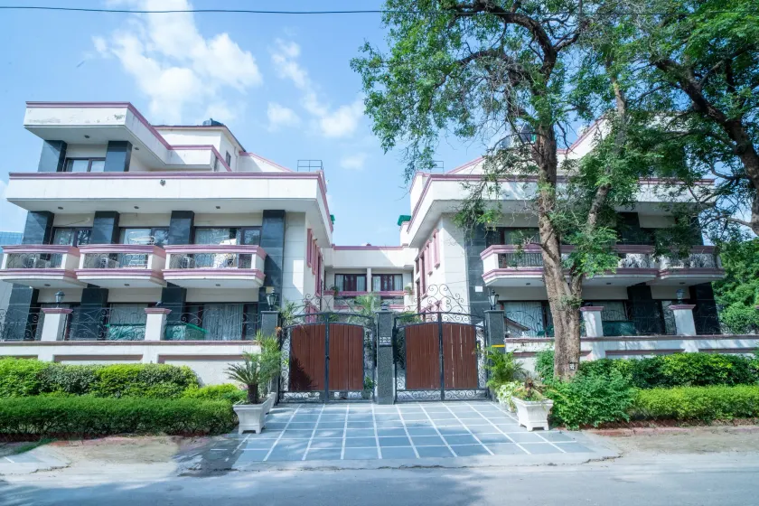 Enkay Residency V Block-Cyber City - Image 1