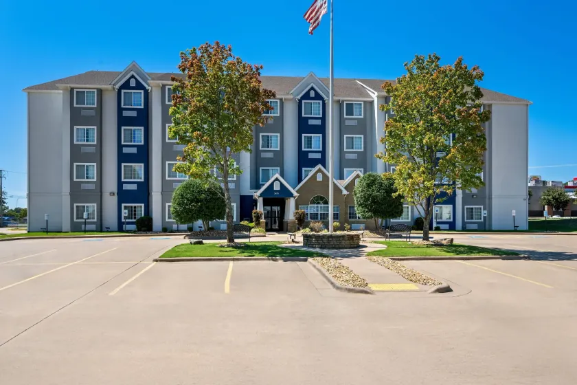 Microtel Inn & Suites By Wyndham Conway - Image 1