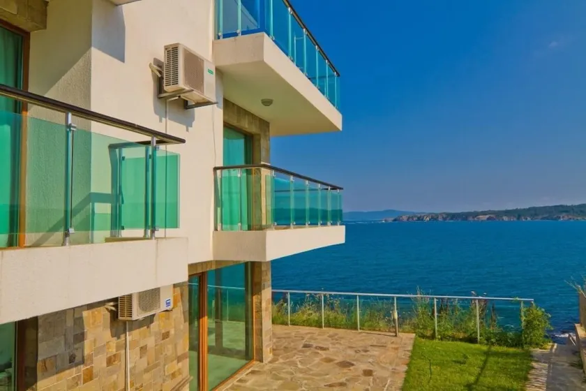 Panorama Bay-Serenity Haven - Image 1