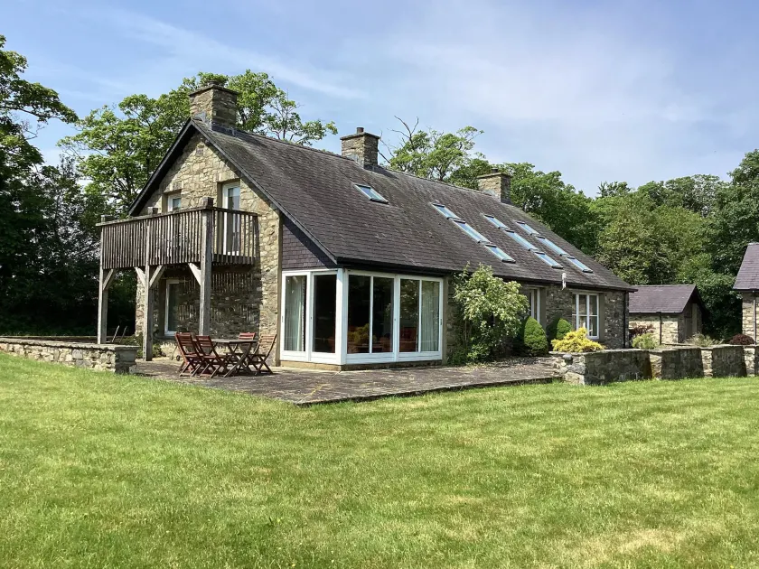 Bryn Isaf - Image 1