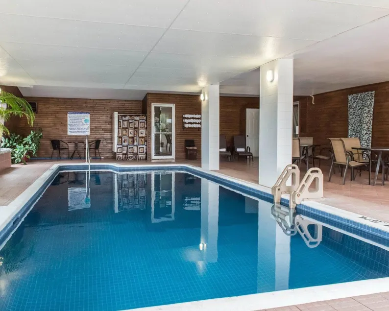 Quality Inn Mont-Laurier - Image 1