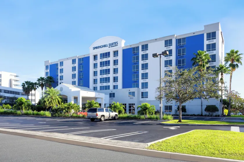 SpringHill Suites by Marriott Miami Airport South Blue Lagoon Area - Image 1